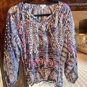 Dylan Navy and Pink Paisley Blouse size small